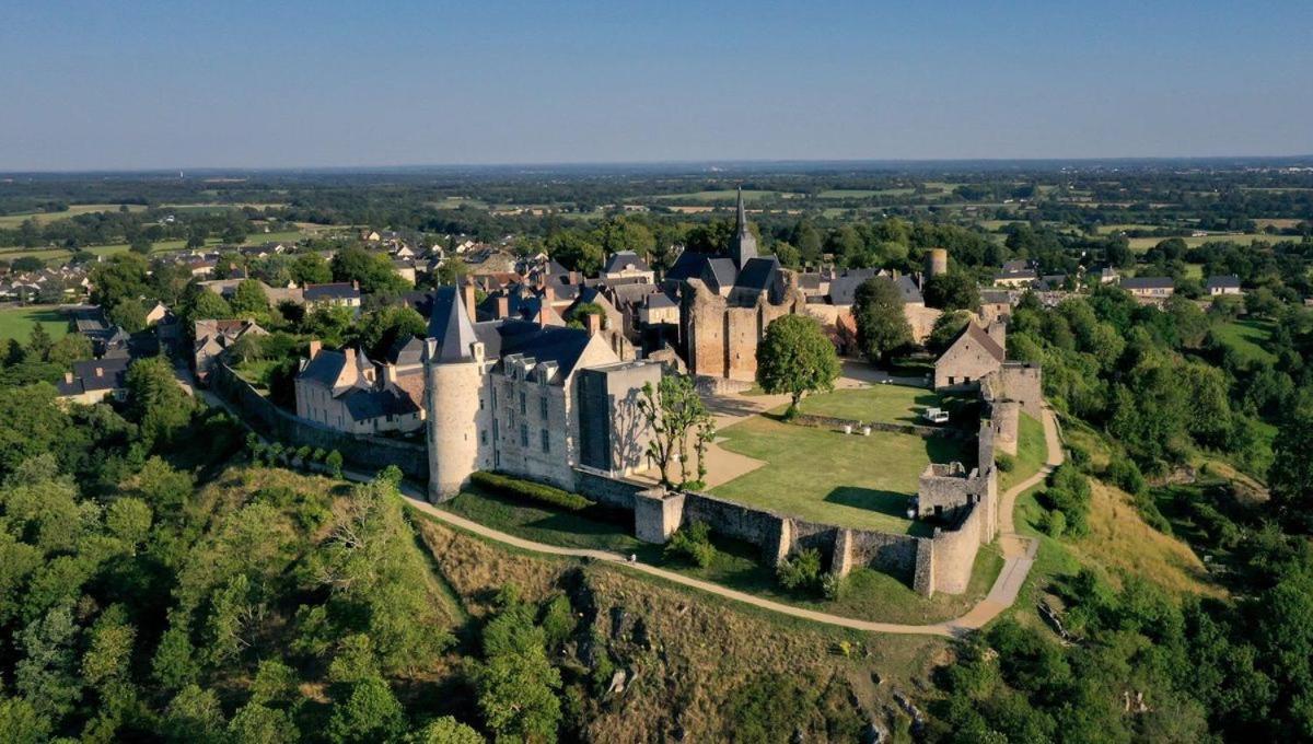 Appartement L'Atypique Hyper Centre Wifi Et Netflix Gratuit à Mayenne Extérieur photo