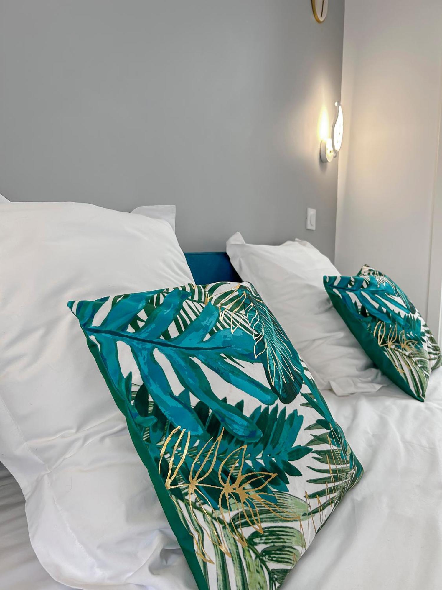Appartement L'Atypique Hyper Centre Wifi Et Netflix Gratuit à Mayenne Extérieur photo
