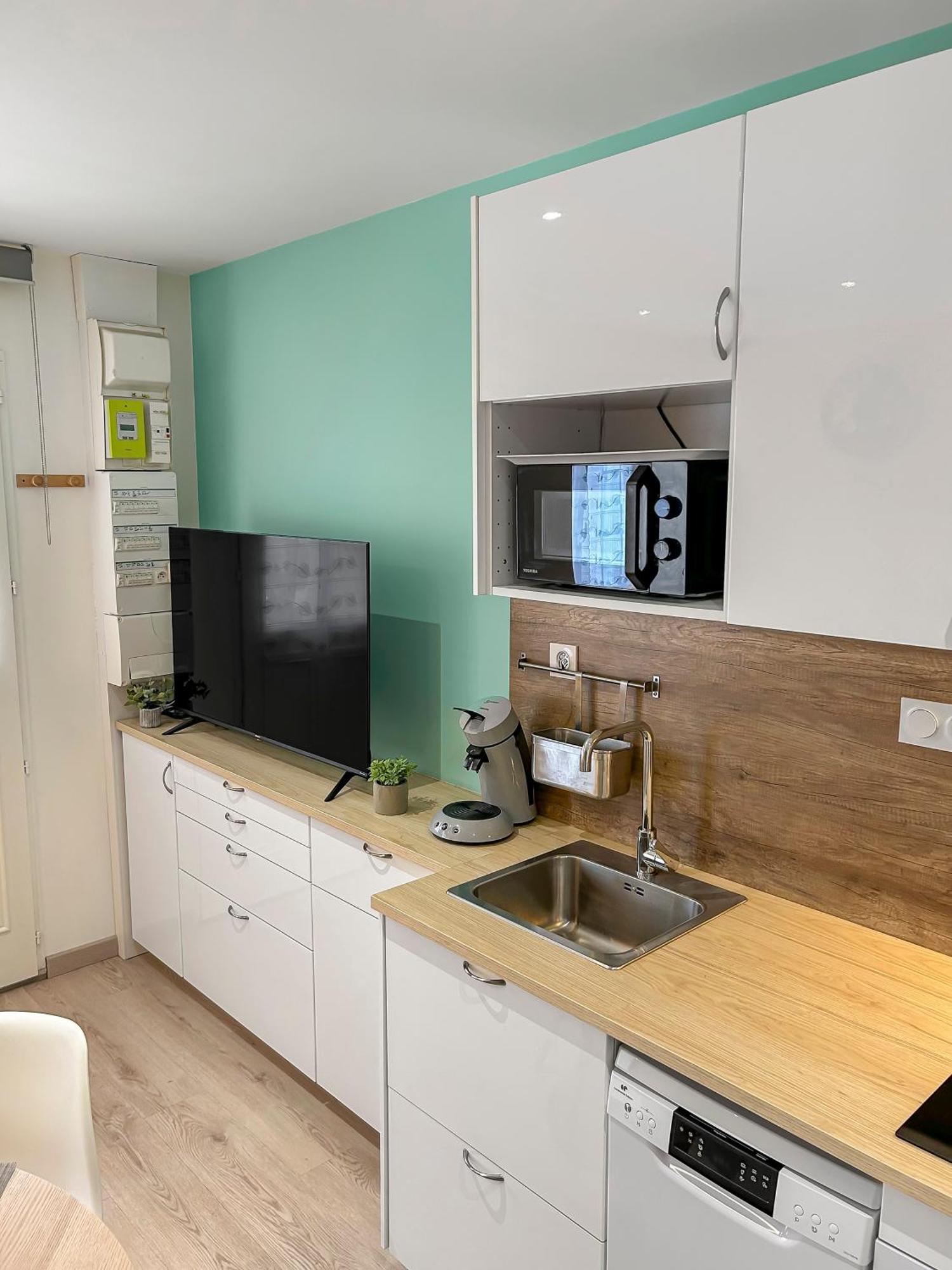 Appartement L'Atypique Hyper Centre Wifi Et Netflix Gratuit à Mayenne Extérieur photo